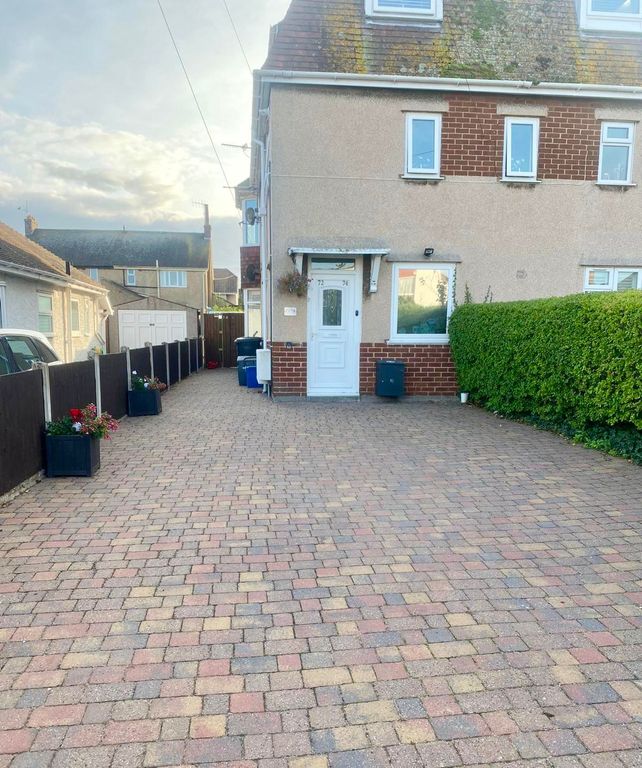 Property photo 1 of 5