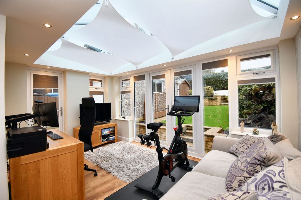 Property photo 3 of 22