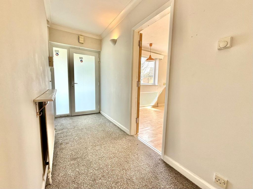 Property photo 2 of 13 Picture No. 01