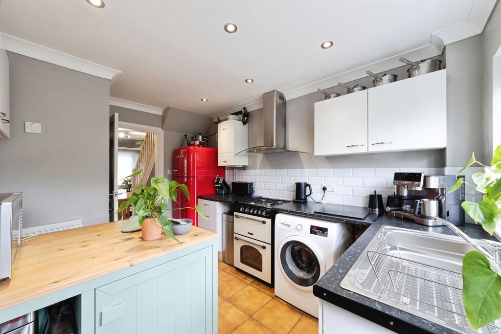 Property photo 2 of 12 Pbox-Img.Jpg