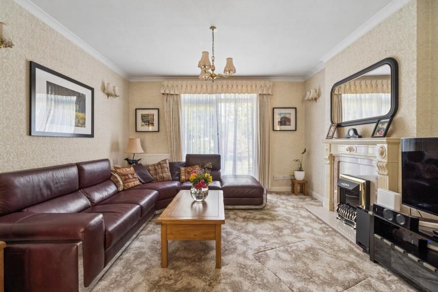 Property photo 3 of 10