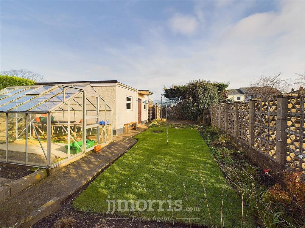 Property photo 3 of 20 Cam02122G0-Pr0220-Still034.Jpg