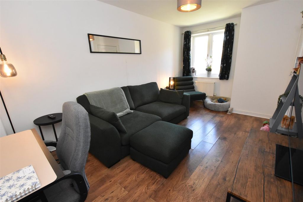 Property photo 2 of 18 Dsc_0574 - Copy (11).Jpg