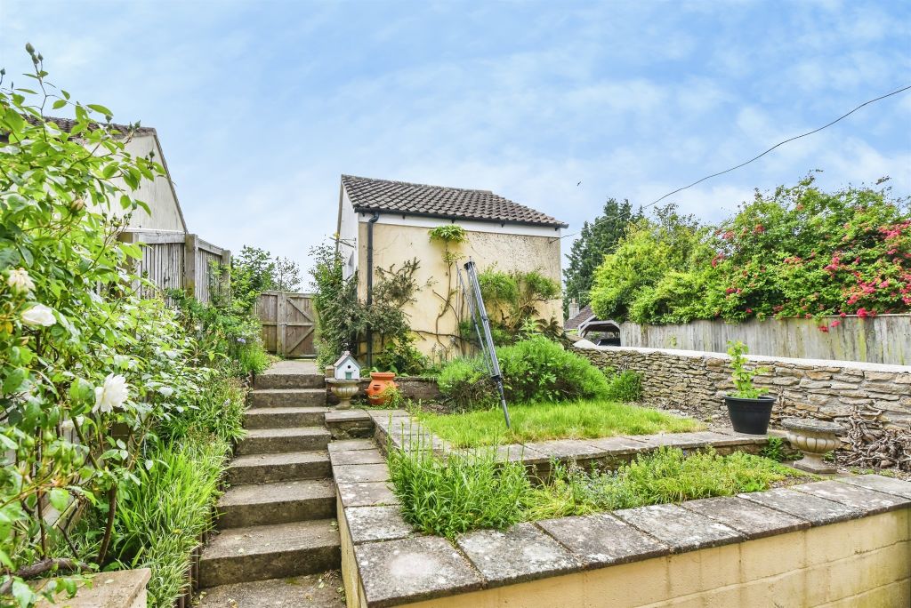 Property photo 3 of 13