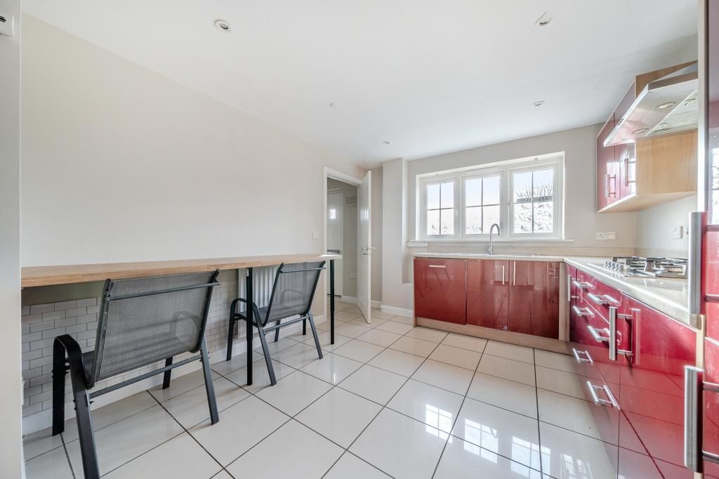 Property photo 3 of 20 Kitchen