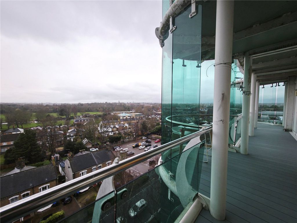 Property photo 2 of 11 Picture No. 21