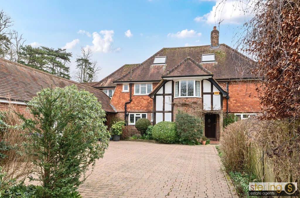 Property photo 1 of 18 d89286Dd-B1A4-4895-91d5-F1365200Ebe1.Jpg