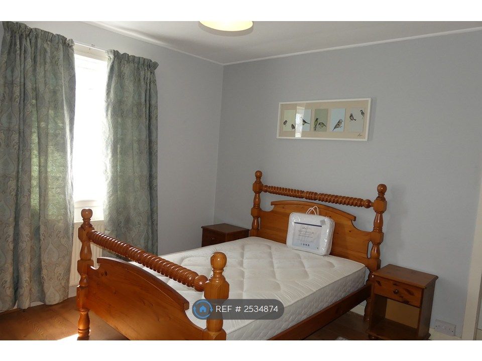 Property photo 3 of 13 Bedroom 1