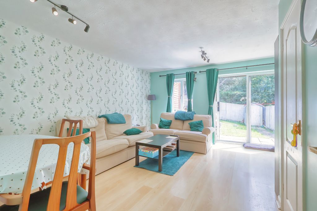Property photo 2 of 12 Picture No. 04