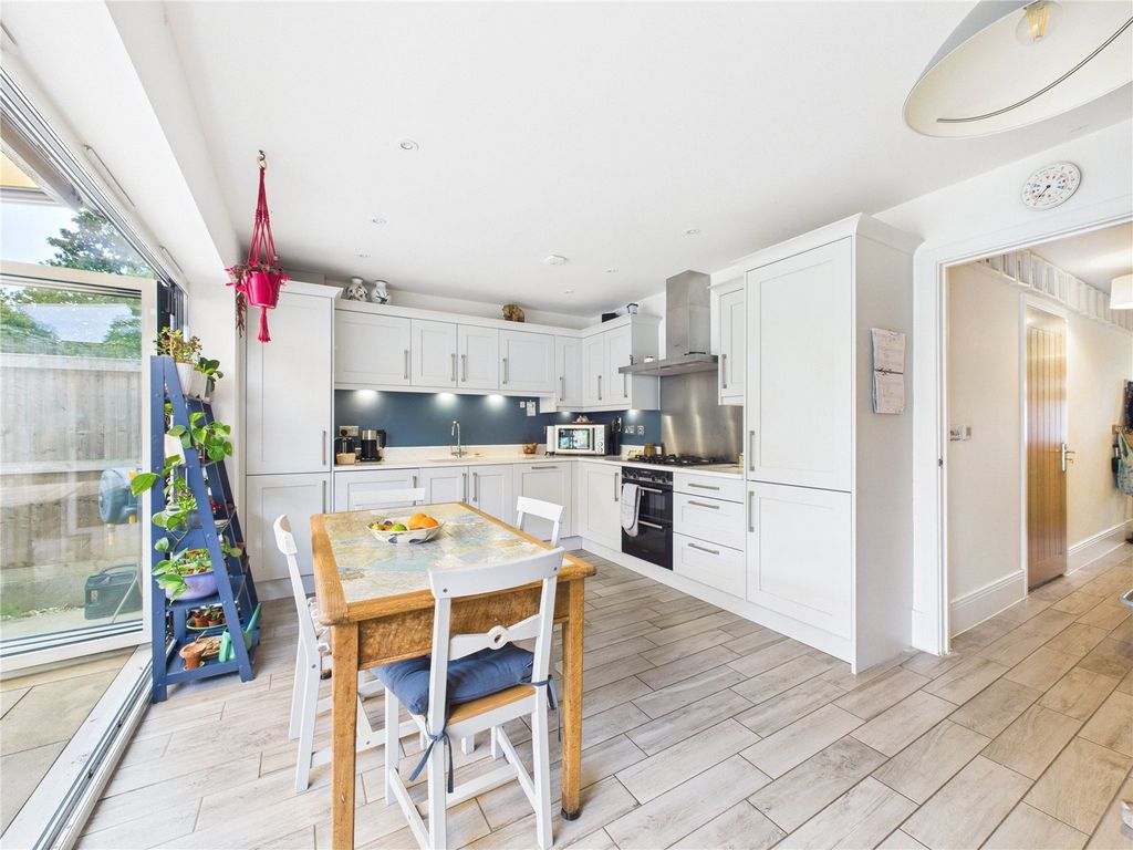 Property photo 3 of 15 3 - Image