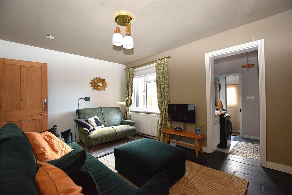 Property photo 3 of 14 Picture No. 33