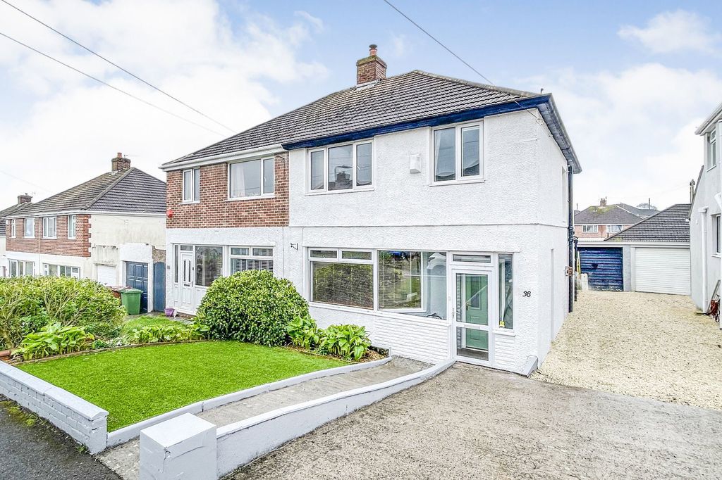 Property photo 1 of 14