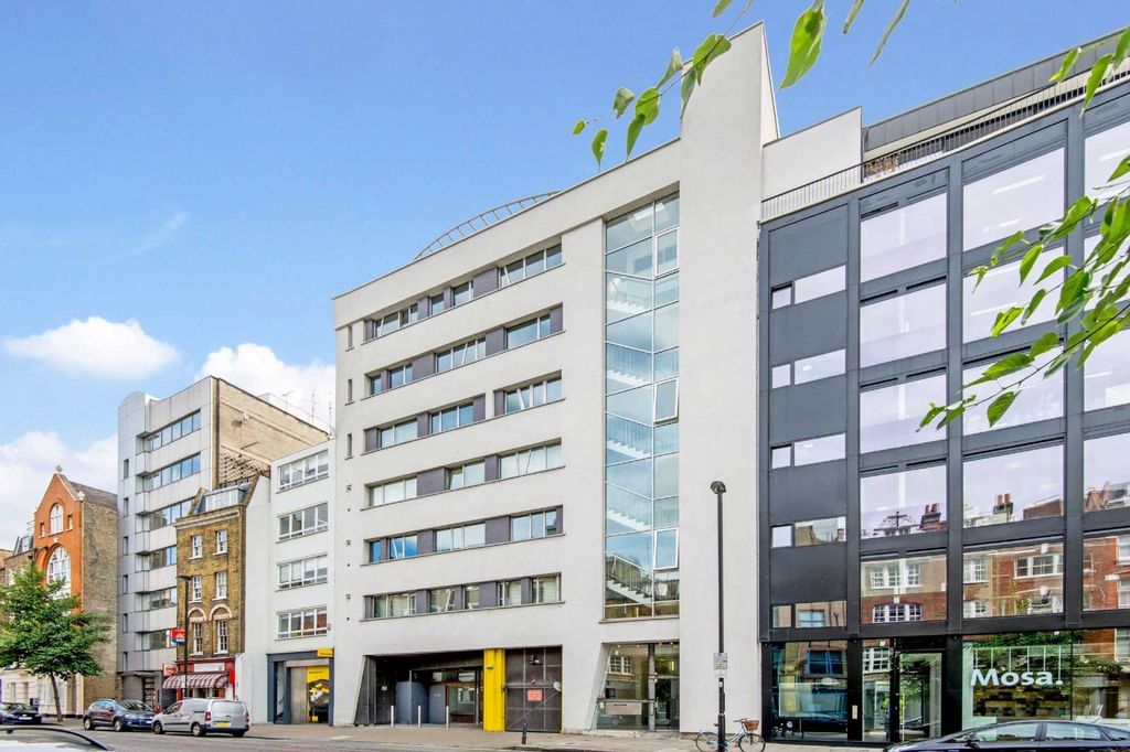 Property photo 3 of 11 Picture No. 01