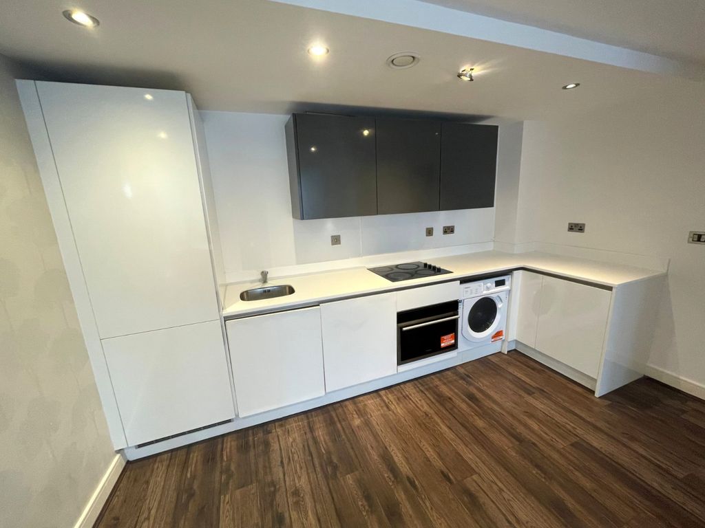 Property photo 3 of 7 Picture No. 05