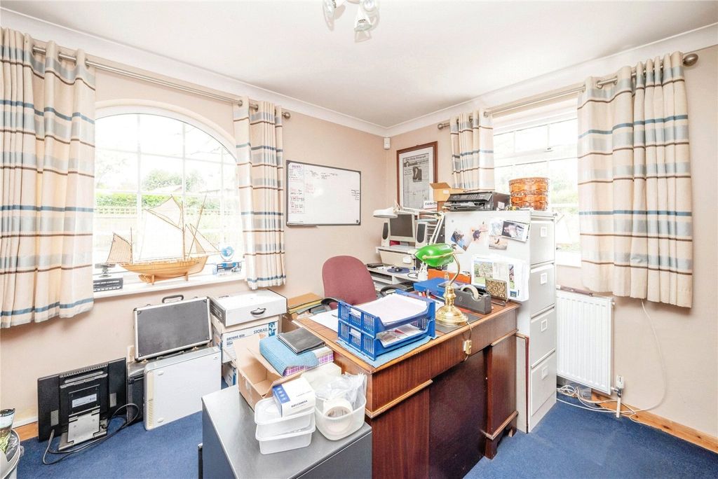 Property photo 3 of 25 Picture No. 03