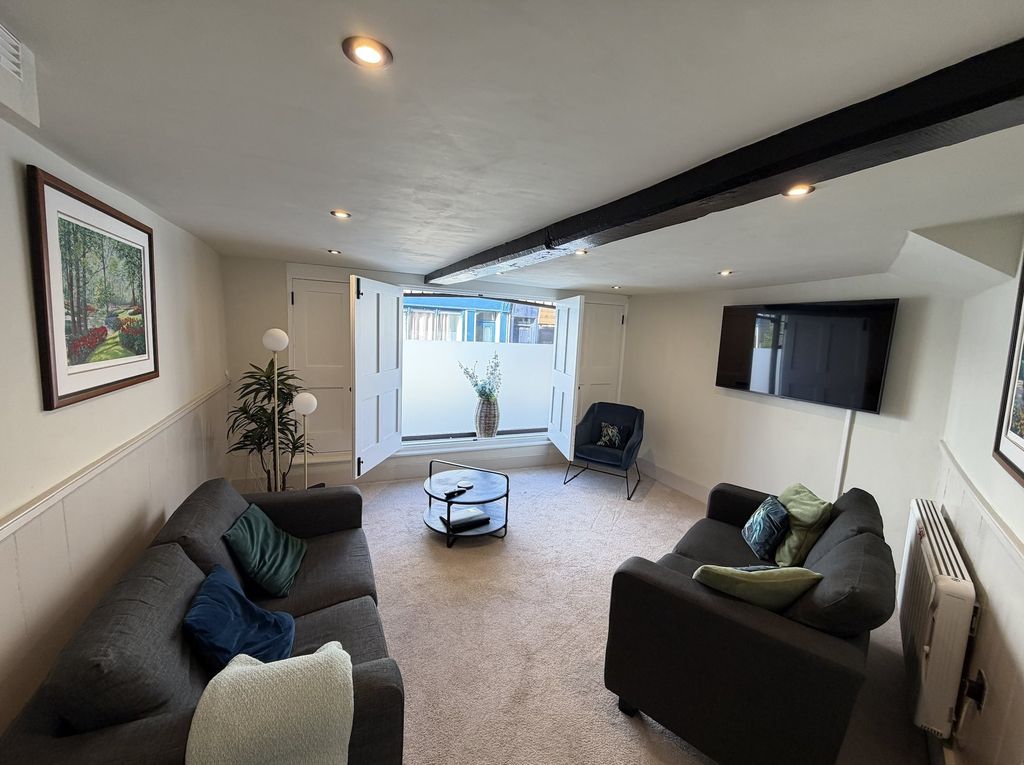 Property photo 1 of 6 Screenshot 2026-04-22 At 12