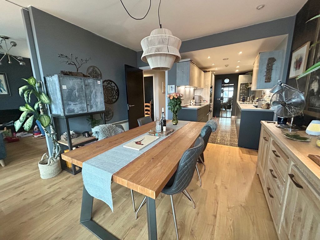 Property photo 1 of 25 Bedroom 2