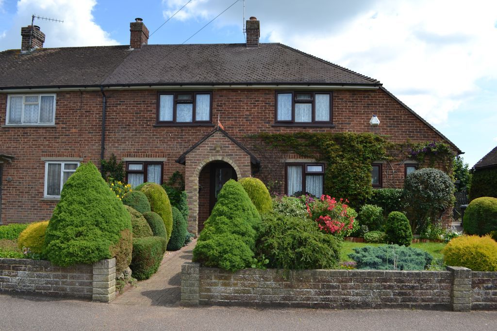 Property photo 1 of 11 Front