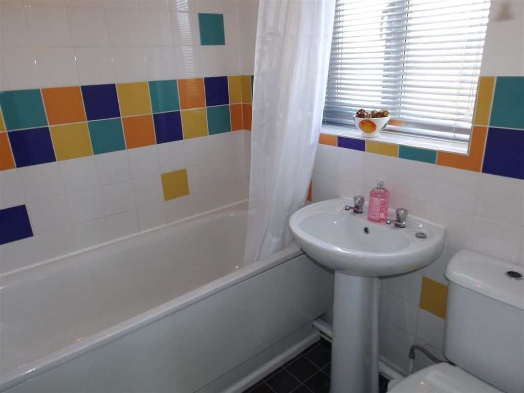 Property photo 3 of 9