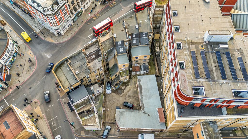 Property photo 3 of 5 Photo 3