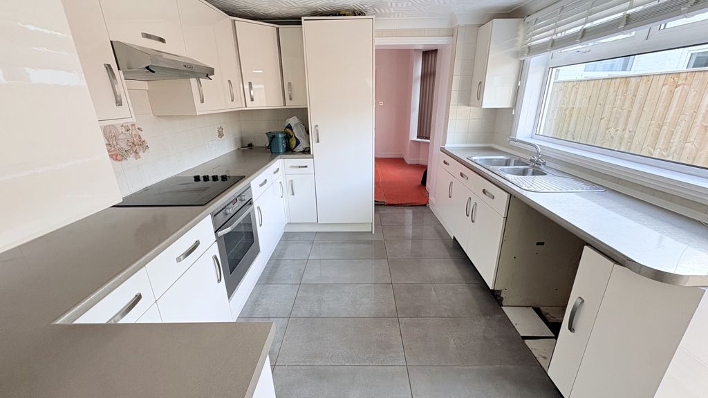 Property photo 2 of 4 Fullsizerender