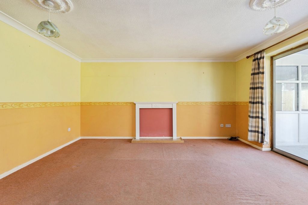 Property photo 2 of 20 Pbox-Img.Jpg