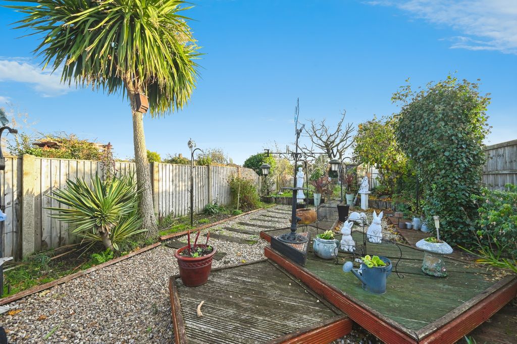 Property photo 2 of 15