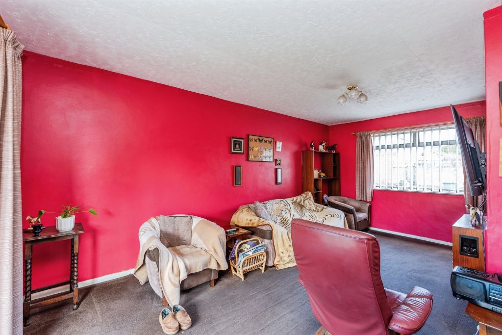 Property photo 2 of 22