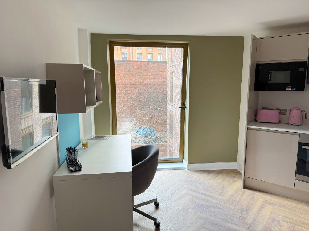 Property photo 2 of 5