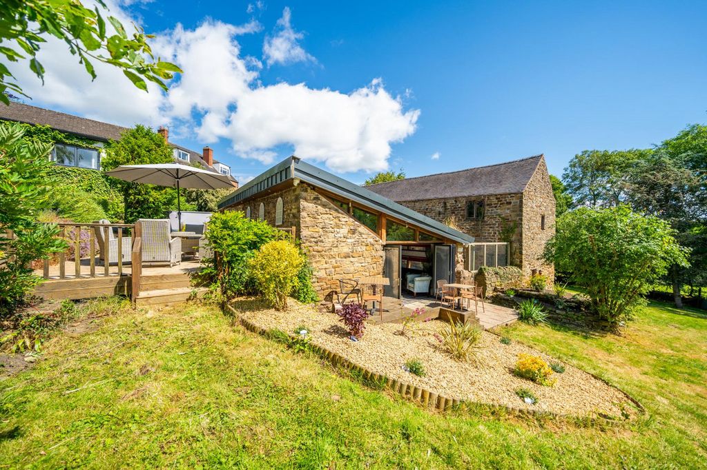 Property photo 3 of 37