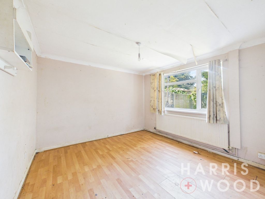 Property photo 3 of 15 5269498