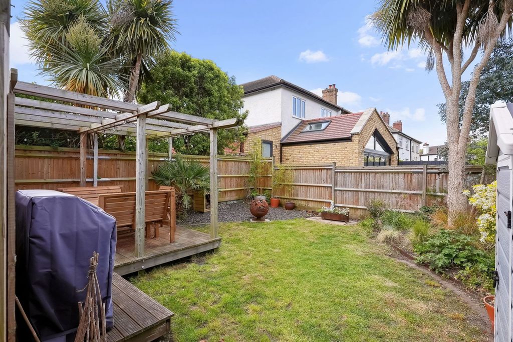 Property photo 2 of 14