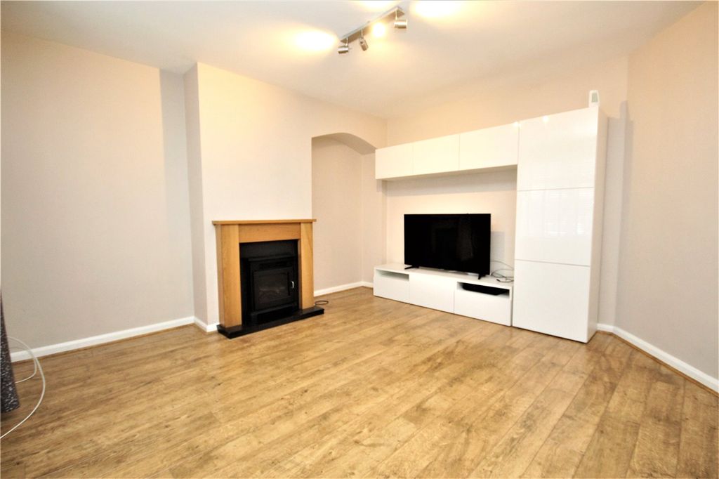 Property photo 3 of 8 Picture No. 06