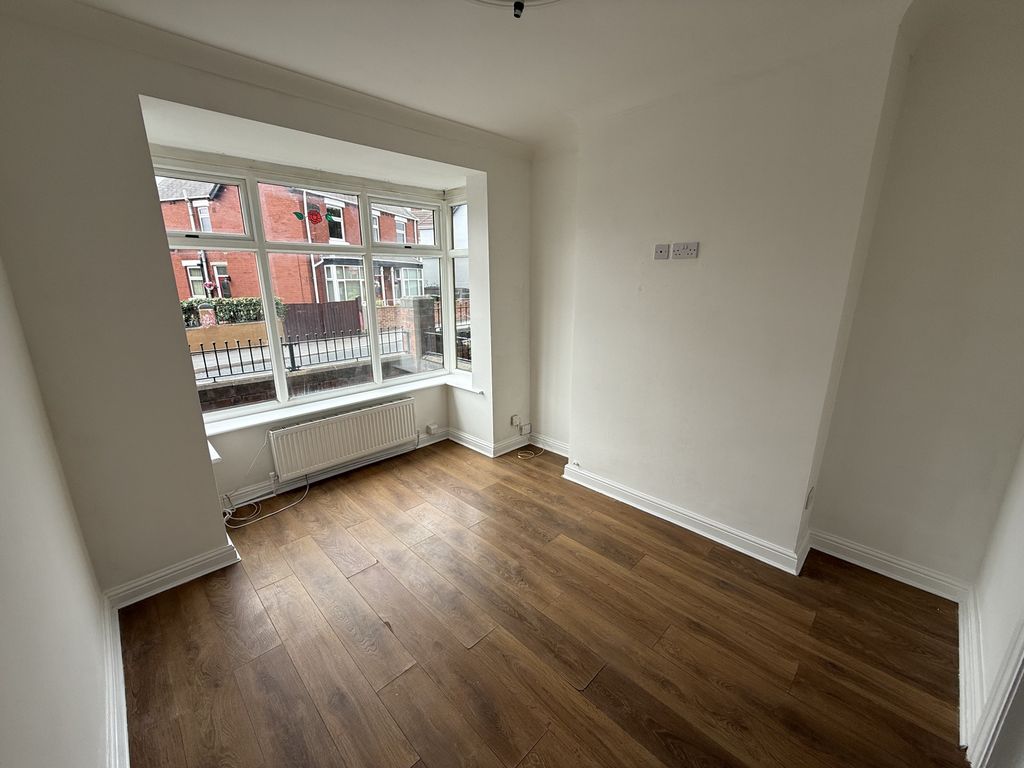 Property photo 2 of 15 Img_1410