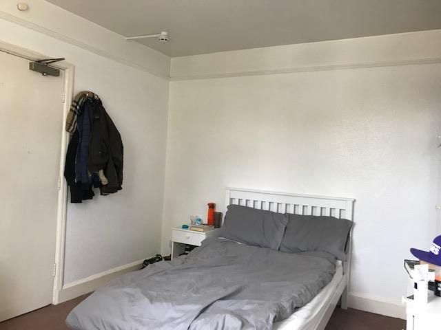 Property photo 3 of 4 Bed3