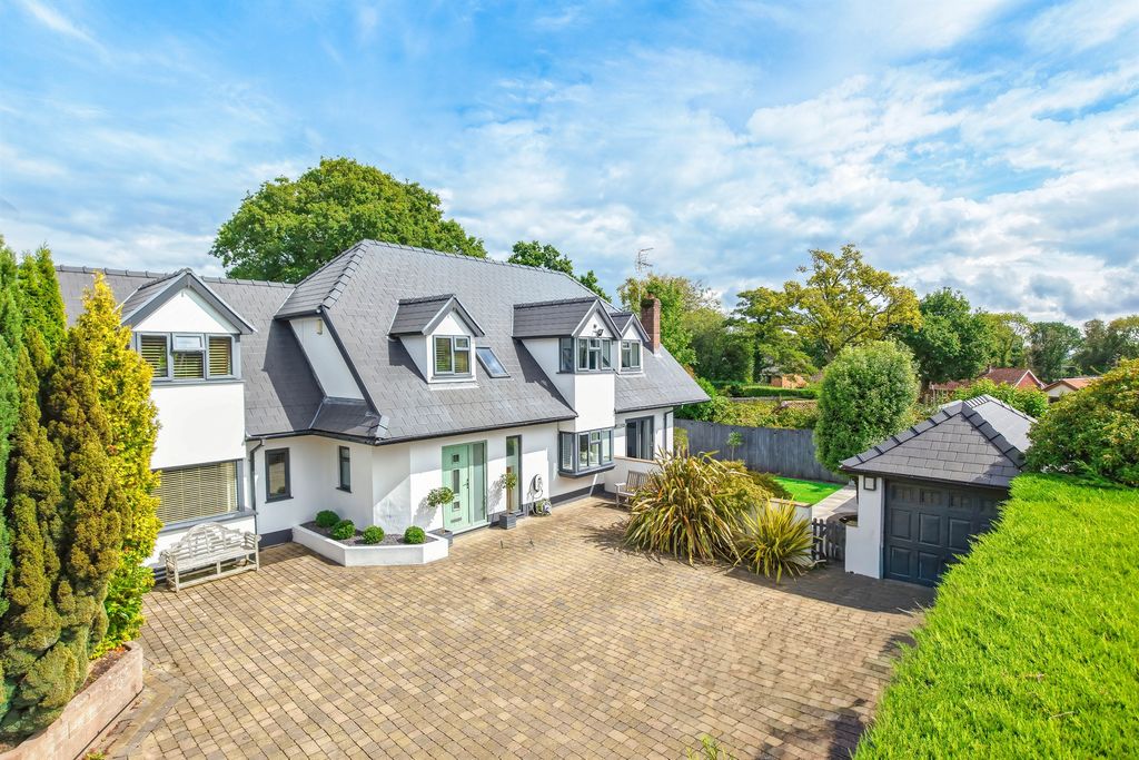 Property photo 1 of 34