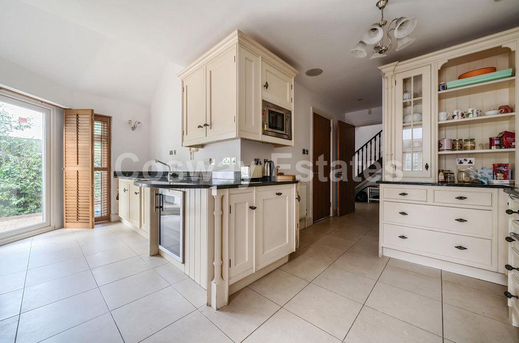 Property photo 3 of 17 53Dd3d41-8B58-49c4-Ad18-159F03Bd6555.Jpg
