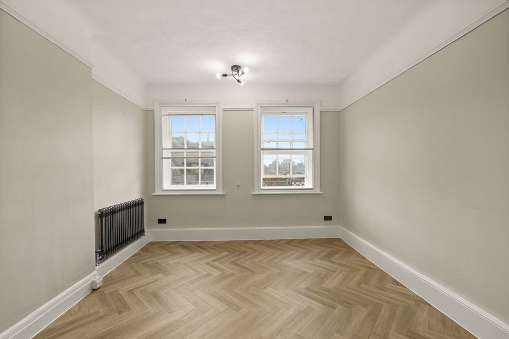 Property photo 3 of 18 Flat 26, Richmond Chambers - Mzhquzdunemow3Cudksz