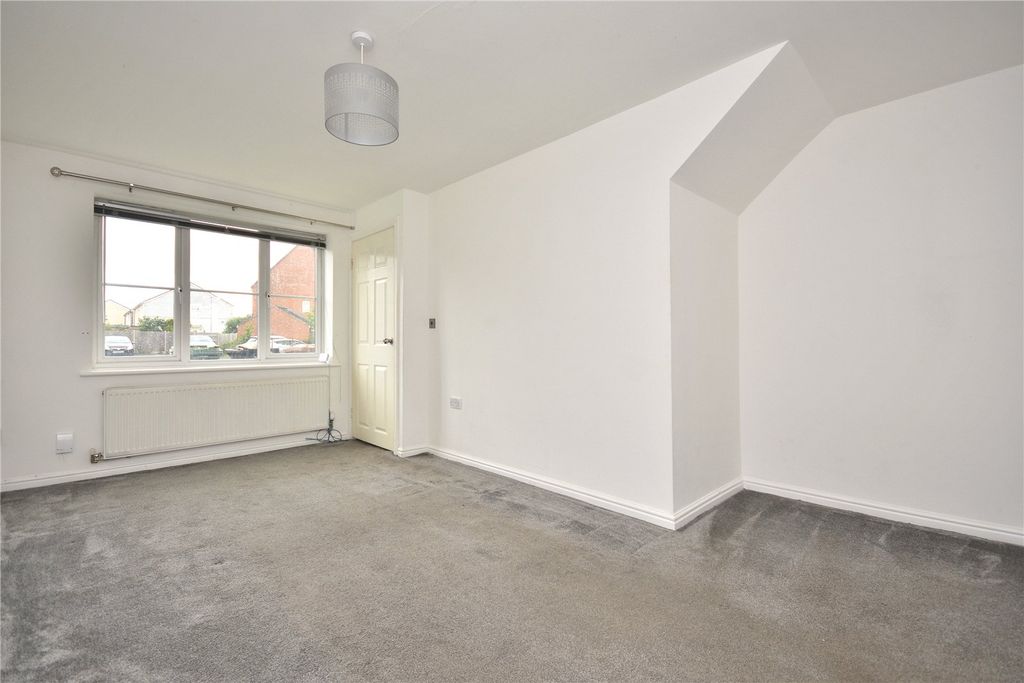 Property photo 2 of 12 Picture No. 06
