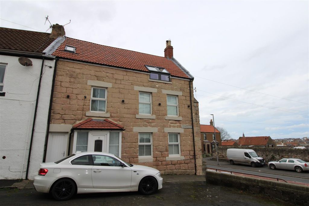 Property photo 1 of 28
