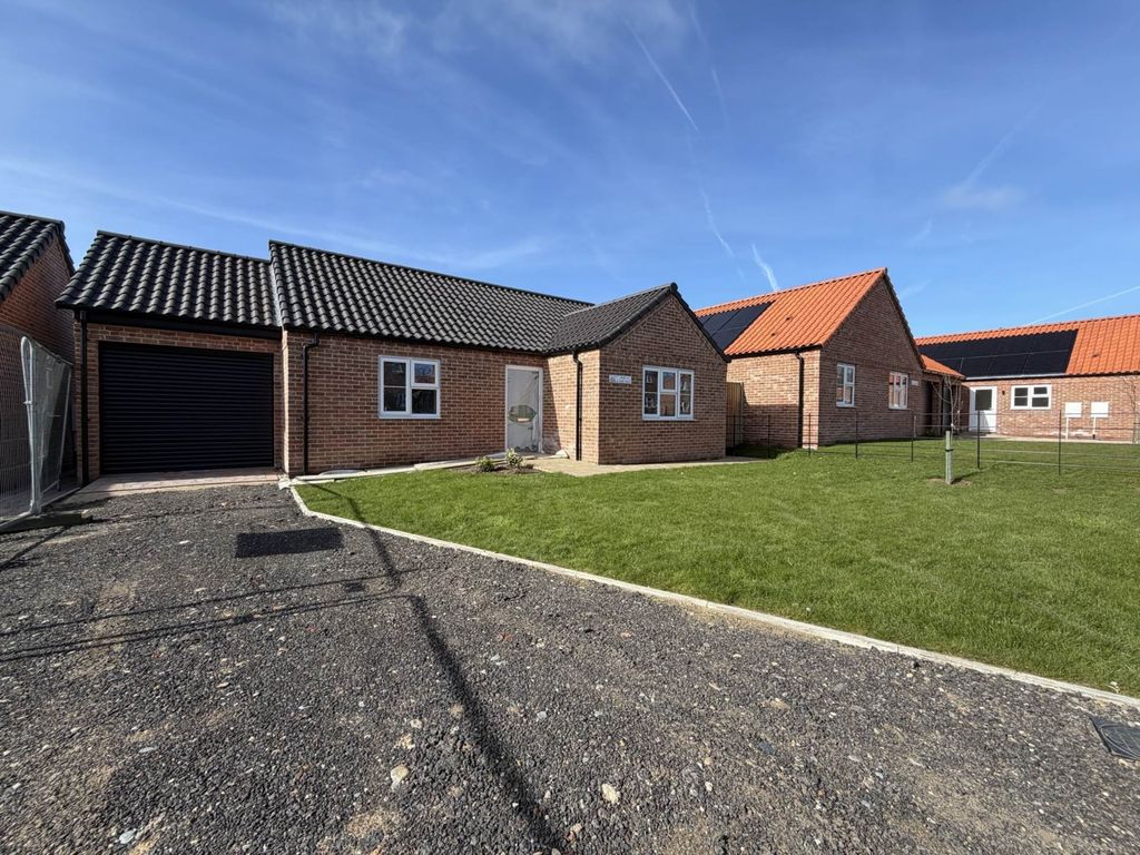 Property photo 1 of 9