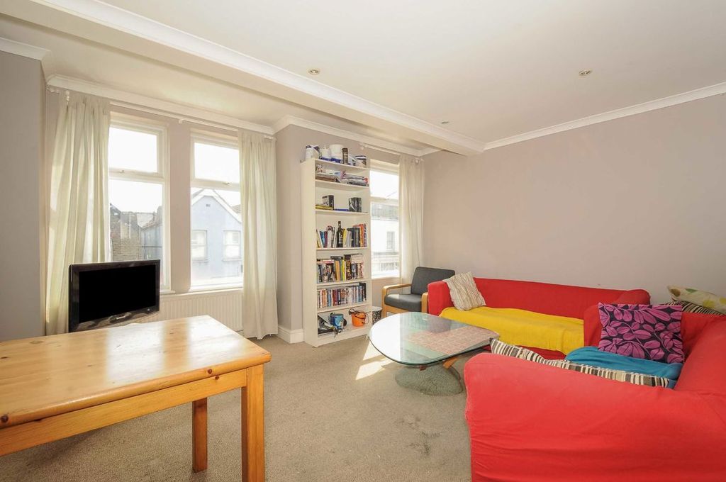Property photo 2 of 5