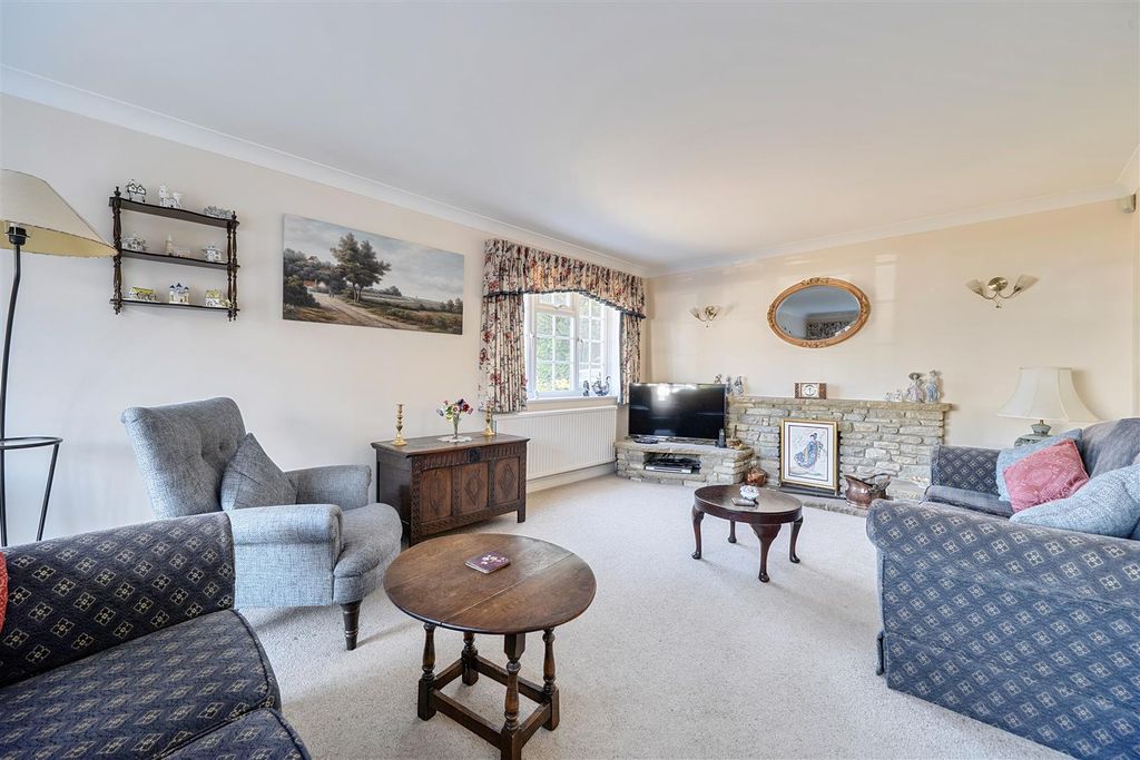 Property photo 2 of 35 1528393 (10).Jpg
