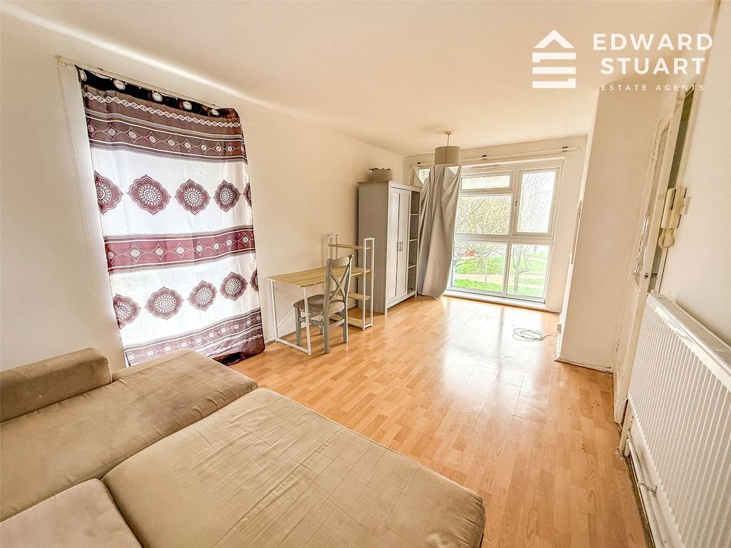 Property photo 3 of 5 Picture No. 03