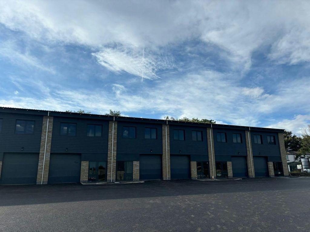 Property photo 3 of 7 6.Jpg