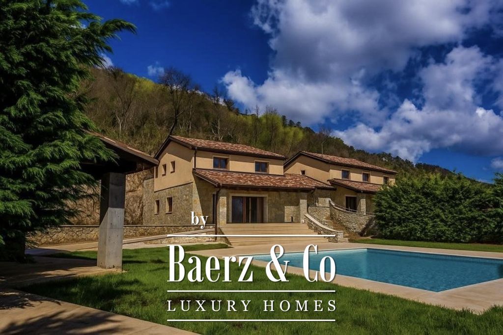 Property photo 1 of 4