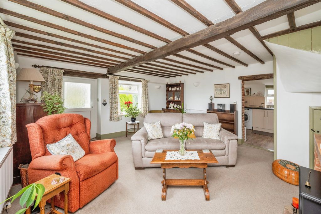 Property photo 2 of 17