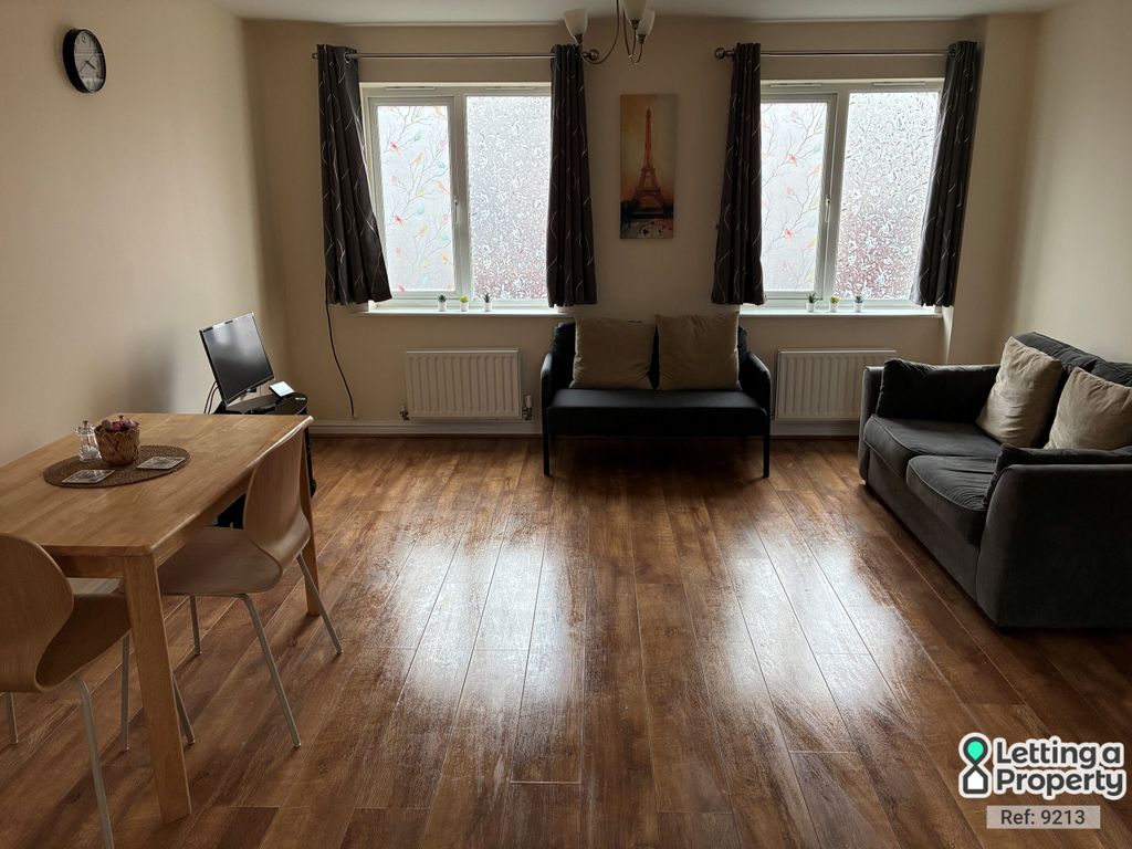 Property photo 2 of 22