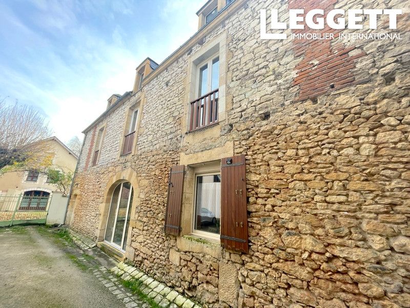 Property photo 2 of 10