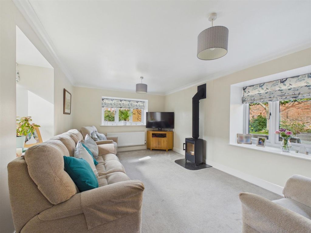 Property photo 2 of 22 Cam03972G0-Pr0271-Still001.Jpg